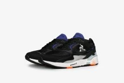 Le Coq Sportif LCS R1100 Nineties