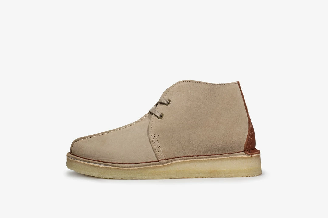 Best deal ๐ Clarks Trek Hi 50th ๐ฏ 3 Clarks Trek Hi 50th