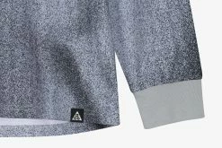 Deals โ๏ธ Nike ACG Snowdrift LS Tee Apparel ๐ 8 Nike ACG Snowdrift LS Tee Apparel