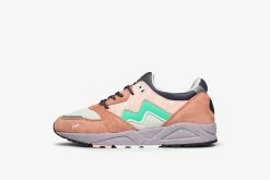Karhu Aria 95 "Northern Lights" Footwear