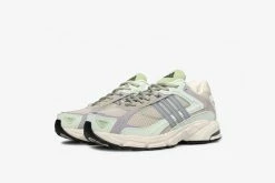 Adidas Response CL