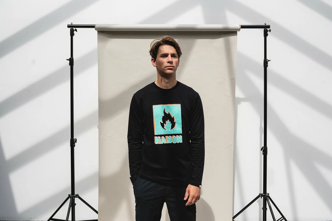 Brand new ๐ Hanon Crayon Shade Box Logo LS Tee โจ 8 Hanon Crayon Shade Box Logo LS Tee