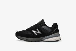 Footwear New Balance M990BK5